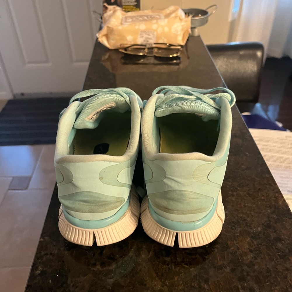 Nike Women's Athletic Shoes - Light Teal and White - Picture 3 of 4